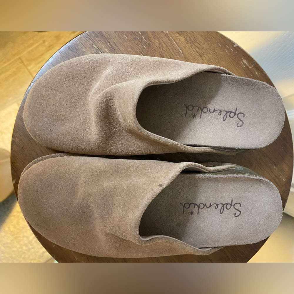 NWOT Splendid Beige Suede Slip-On Shoes